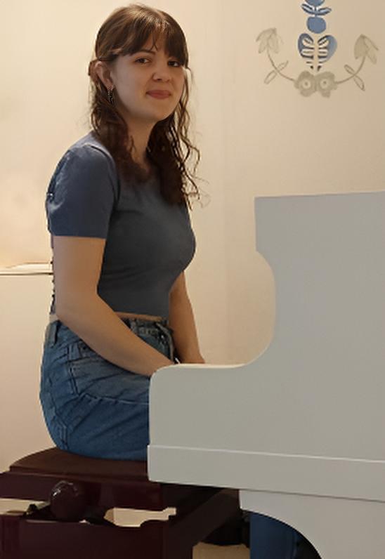 Angelina,
Klavier,
musikalische Frühförderung